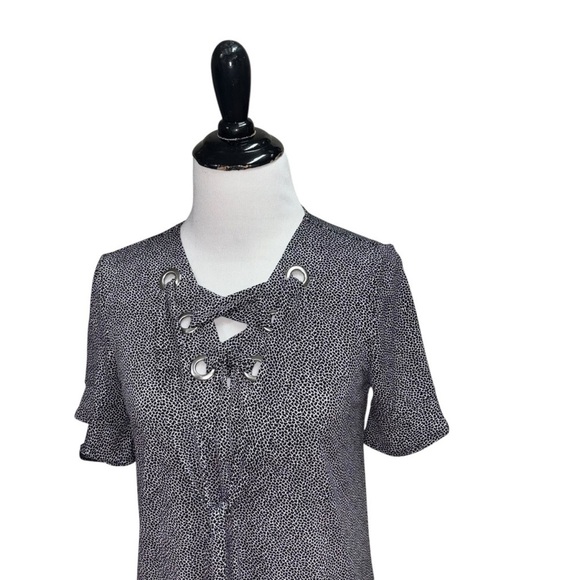 MICHAEL Michael Kors Women's Size XS Sheath Dress NWT Short Sleeves Lace up - Picture 2 of 9